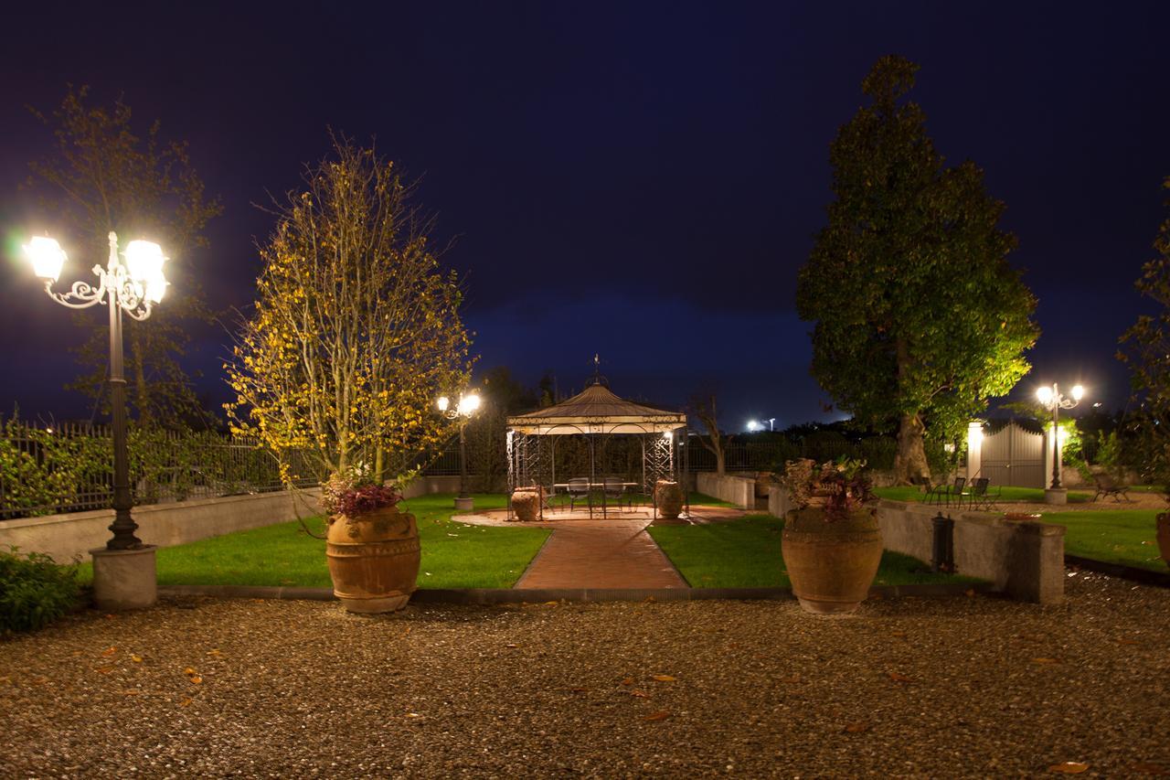 Relais Villa Scarfantoni B&B Montemurlo Exterior foto